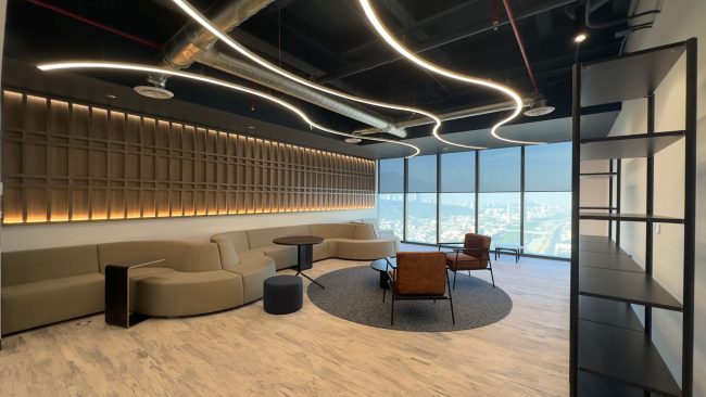 WhatsApp Image 2025-01-02 at 15.56.28